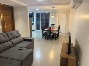 AMPLA casa em Zimbros Bombinhas